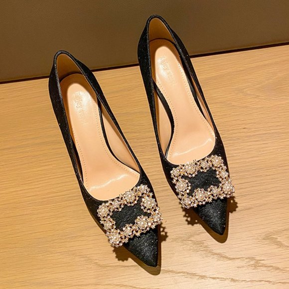 The new fashion and sexy pumps with pointed toes main image 4
